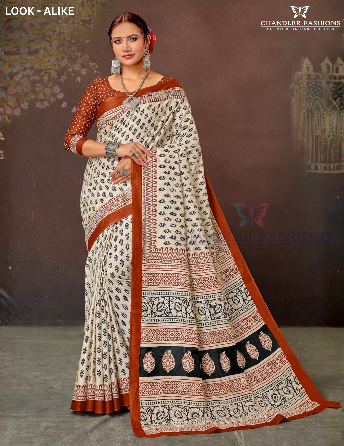 Alluring Light Beige Color Mul Mul Cotton With Rich Pallu And Printed Work Saree
