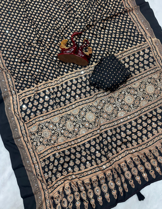 Elagant Black Color Satin Crepe Saree With Print And Mirror Work For Women