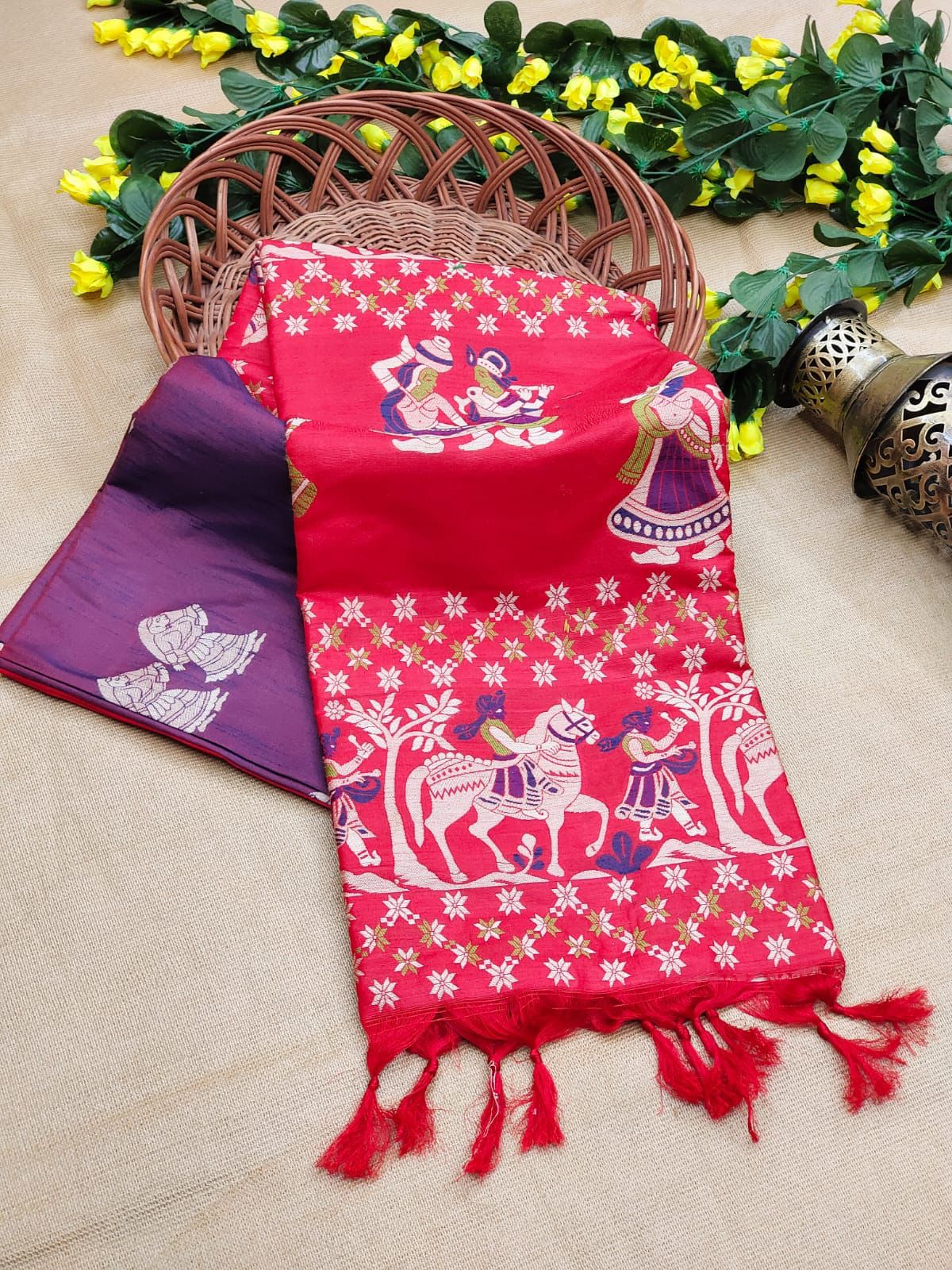Antique Design Soft Raw Silk Two Tone Weaving Saree