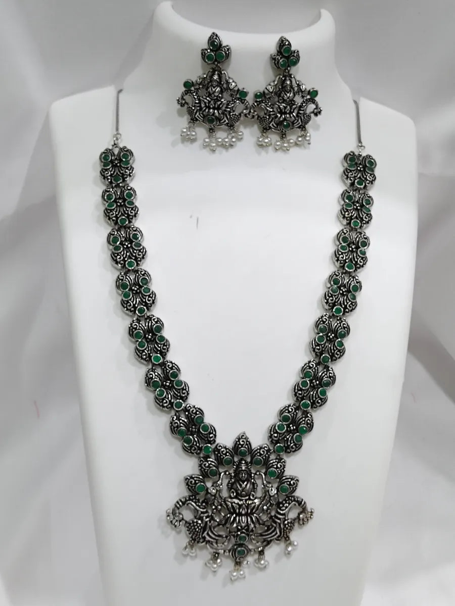 Goddess Lakshmi Pendant Temple Necklace Jewelry Set In USA