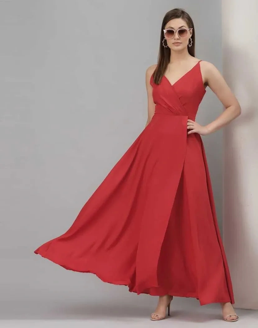 Party Wear Gowns In Red Color In Casa Grande