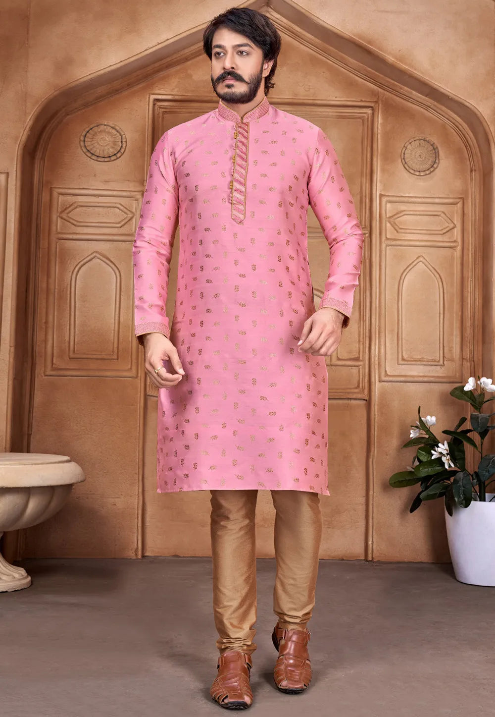 Embroidered Men's Pure Jacquard Leaf Work Kurta Pajama Set In Light Pink